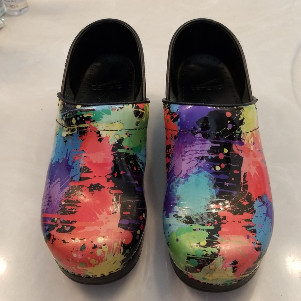 DANSKO paint splatter